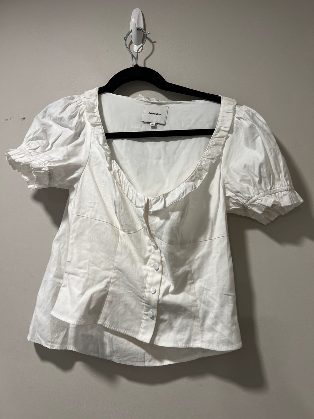 Reformation White Ruffle Scoop Button-Front Set Size 4 - Picture 3 of 9